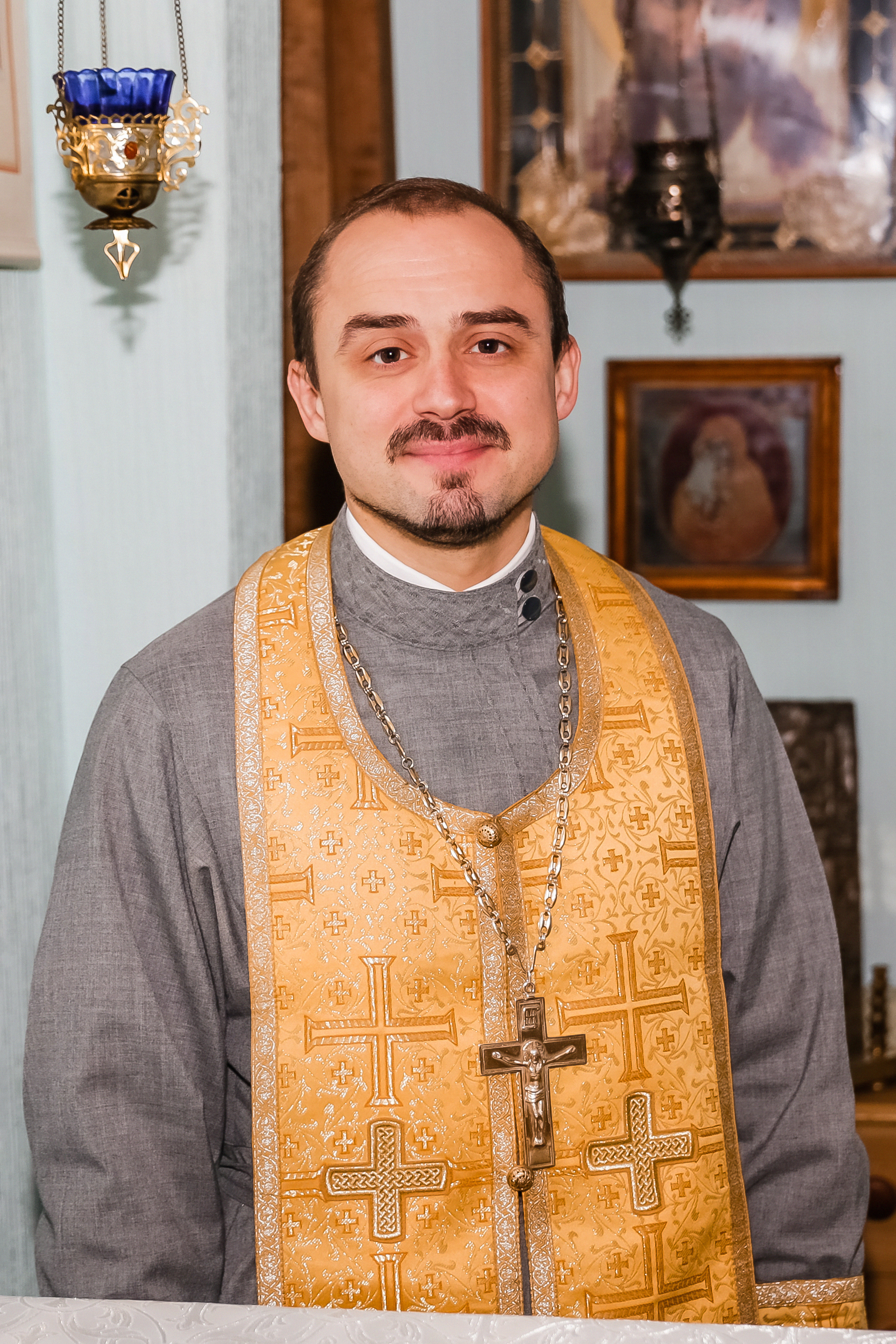 Отец Роман Отец Роман